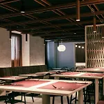Hotel The 4*
